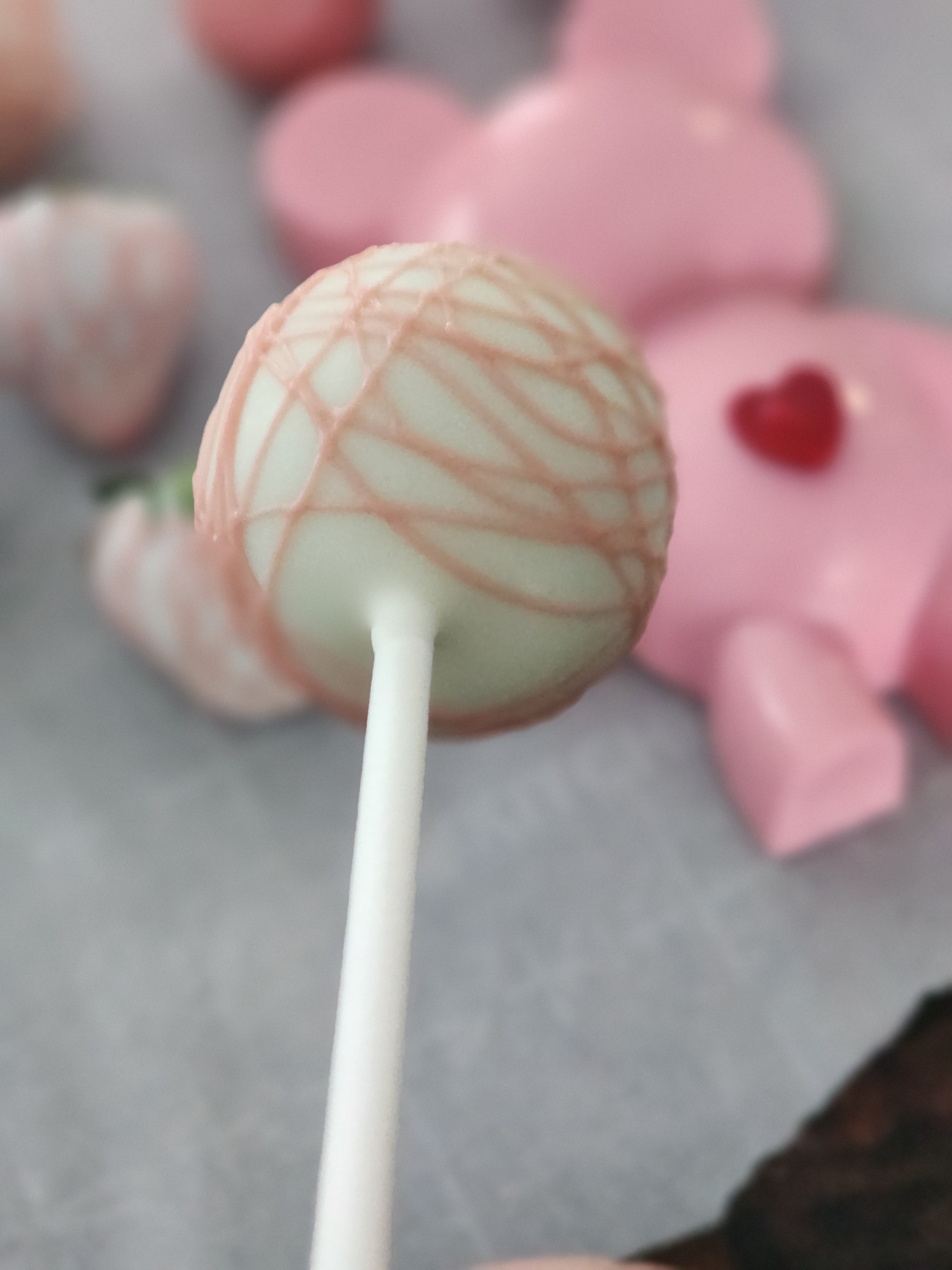 Cake Pops 1 Dozen